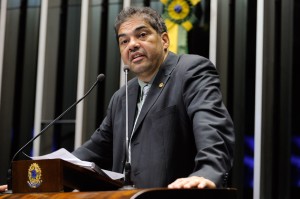 Senador Hélio José